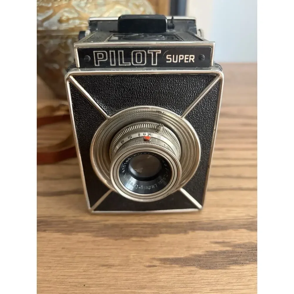 KW Pilot Super Medium Format 6x6 120 Film SLR Camera w/ Enna Ennatar F3.5 75mm